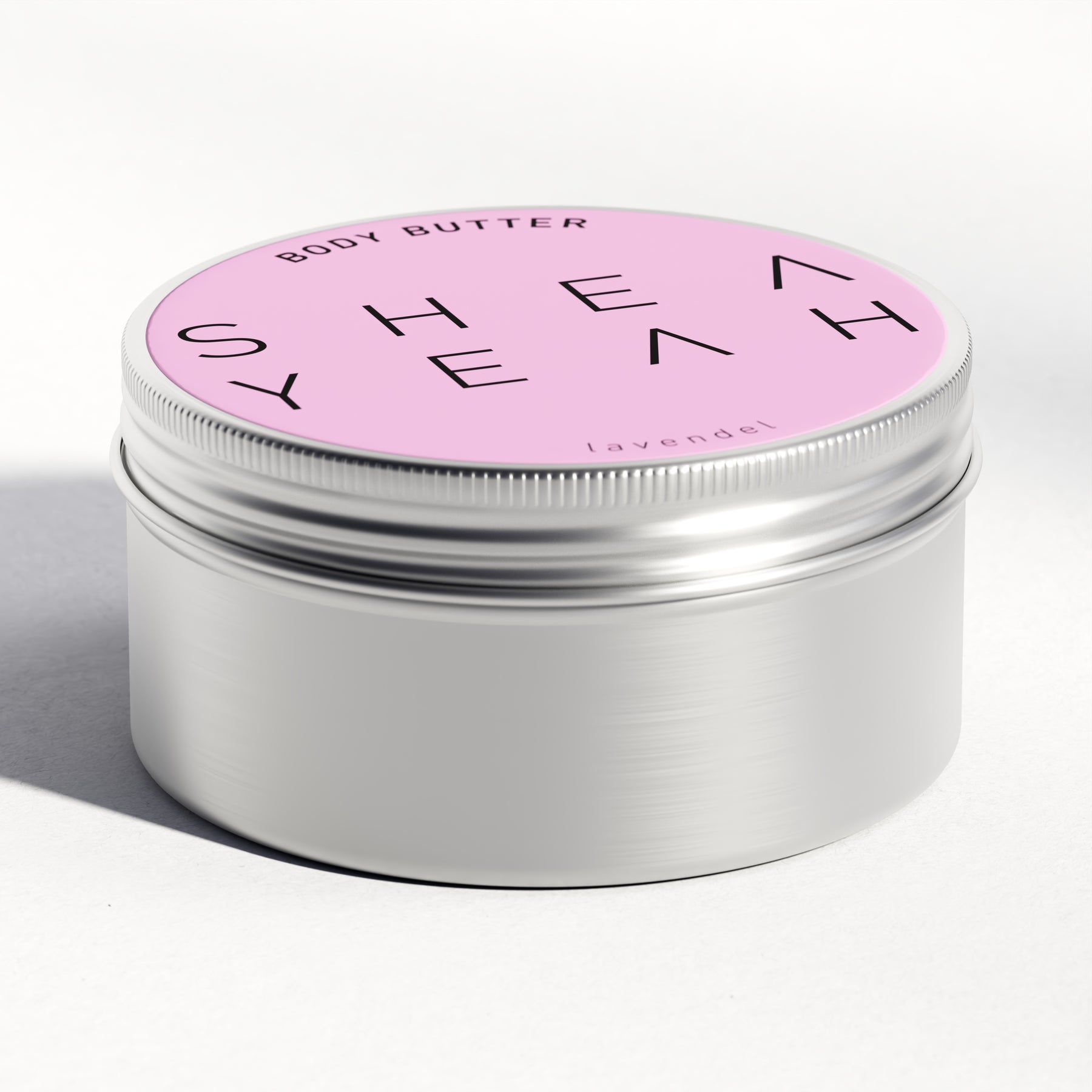Shea Yeah Body Butter mit Lavendelduft in der geschlossenen Dose, Naturkosmetik mit Sheabutter.